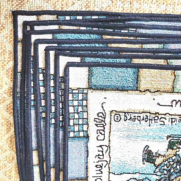 Set of 8 winter placemats | Vintage Mohawk Home | "Sounds of Bells" - Picture 3 of 6